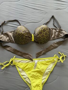 Two-Piece Women’s Bikini in Taupe and Neon Yellow